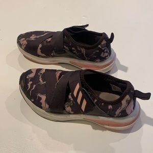 Adidas Velcro Running Shoes size 4